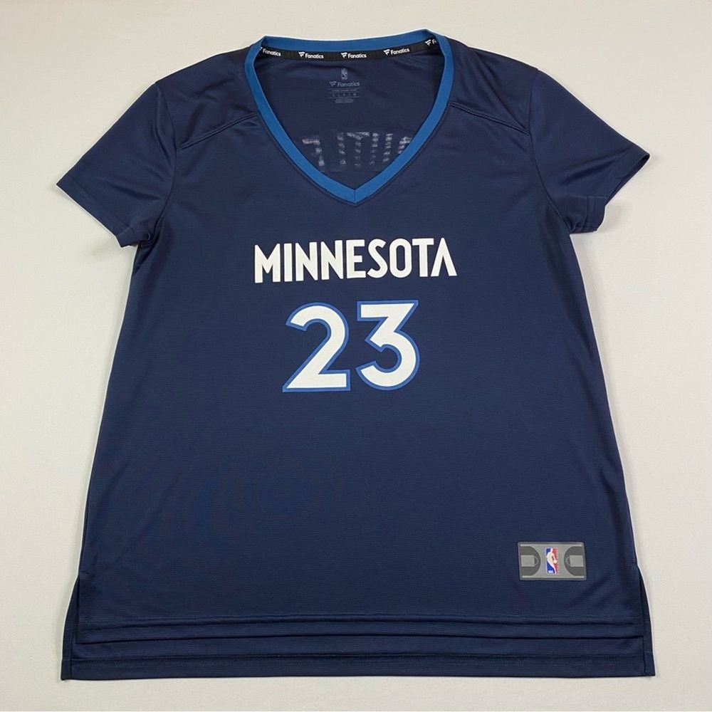 Minnesota Timberwolves Jersey T-Shirt Women's‎ Large V-Neck #23 Jimmy Butler